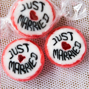 Bonbon-fraise-mariage-just-married
