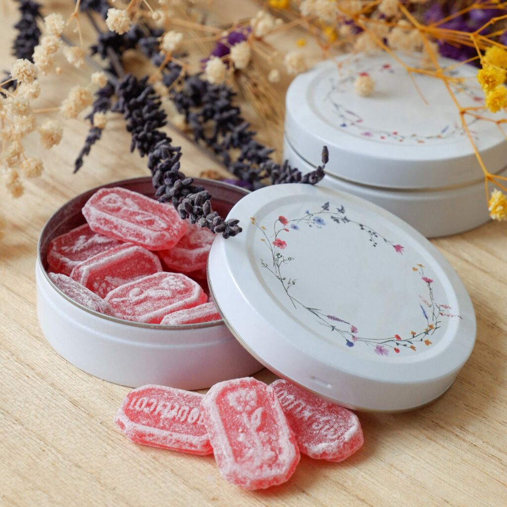 boîte-personnalisable-événement-mariage-baptême-communion-Violette-et-Berlingot