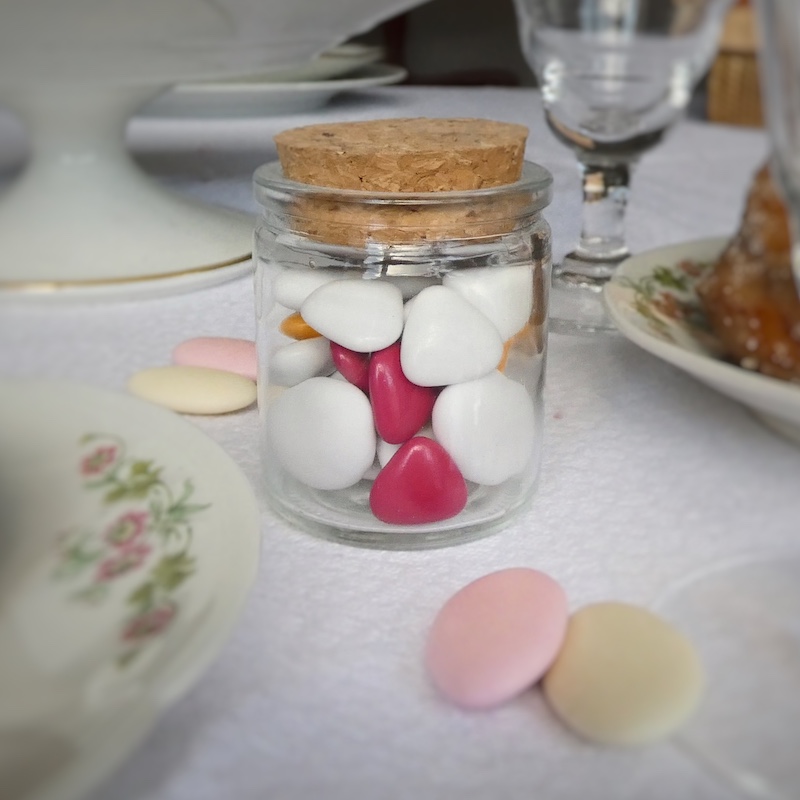 Bonbonniere-dragées-événement-mariage-contenant-dragées-Violette-et-Berlingot