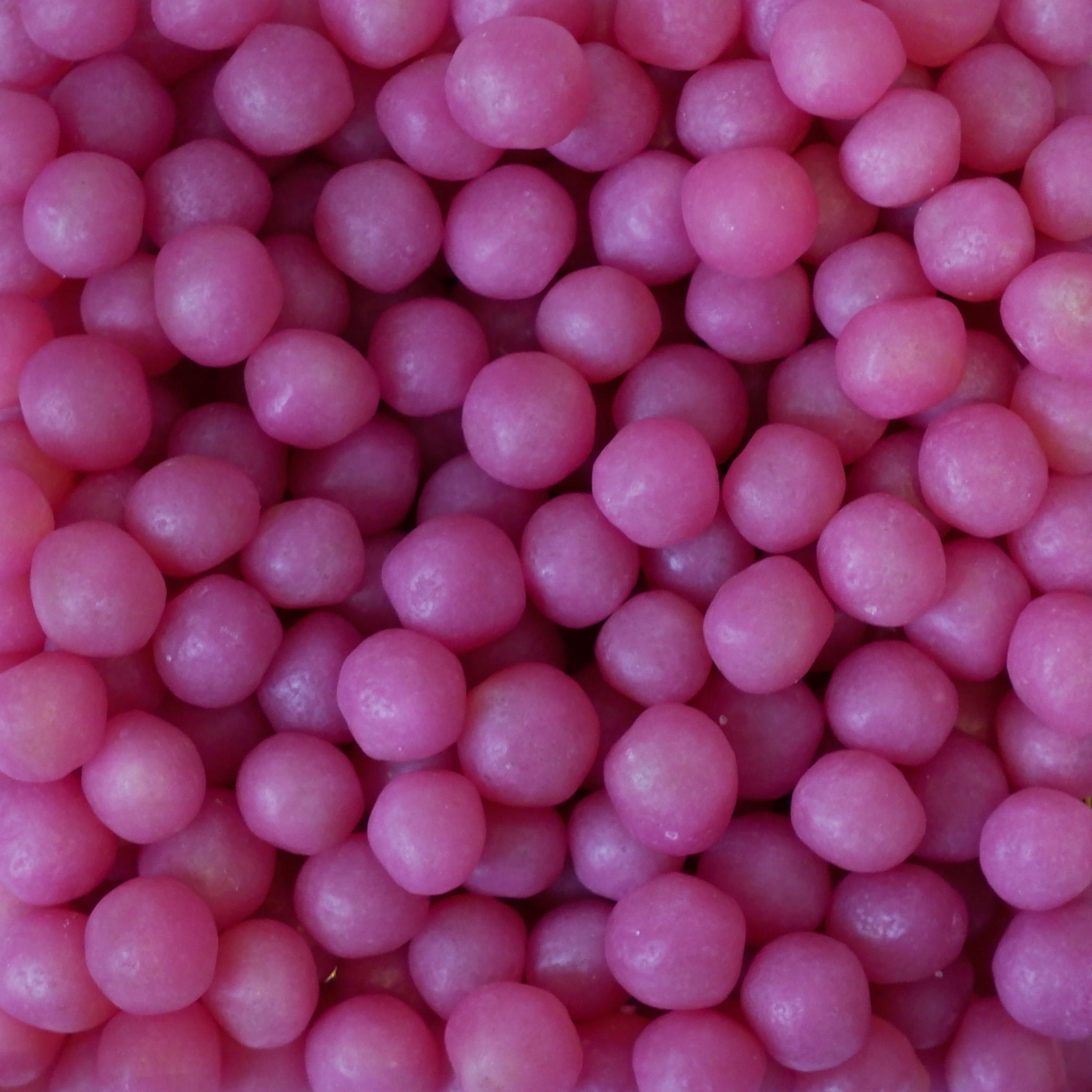 rose-framboise-drageifiée-violette-berlingot