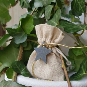 La pochette en coton beige